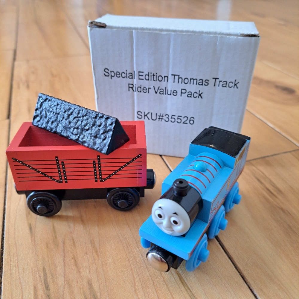 VHTF!  PEG PEREGO SPECIAL EDITION THOMAS TRACK RIDER Thomas Train Wooden Railway - Picture 1 of 12